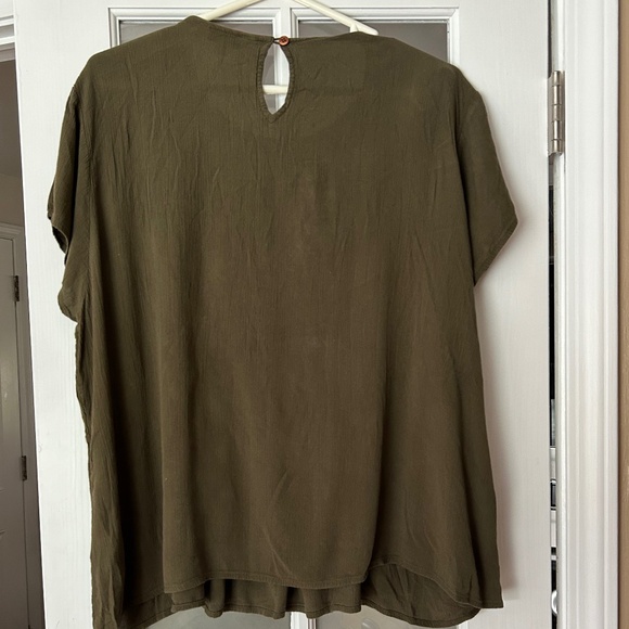 Ladies Army Green Boho Embroidered Top ORVIS Short Sleeve - Picture 2 of 9